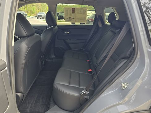 Certified 2025 Nissan Rogue SL w/ Tech Package AWD/4WD image 11