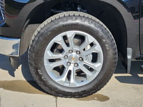 Used 2025 Chevrolet Silverado 1500 LTZ w/ LTZ Premium Texas Edition image 19