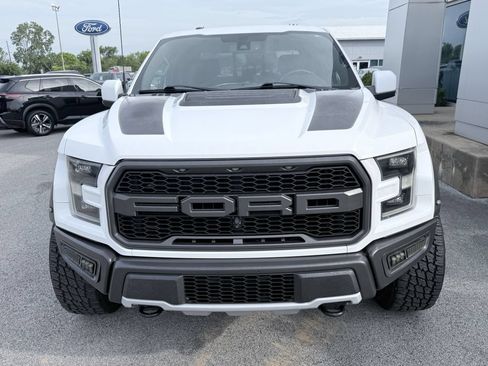 Used 2018 Ford F150 Raptor w/ Equipment Group 802A Luxury AWD/4WD image 2
