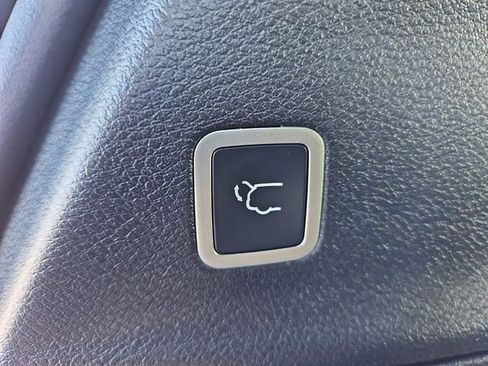 New 2026 Chrysler Pacifica Select image 25