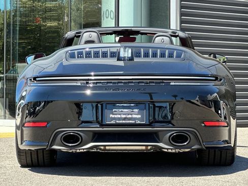 New 2026 Porsche 911 Carrera 4S image 7