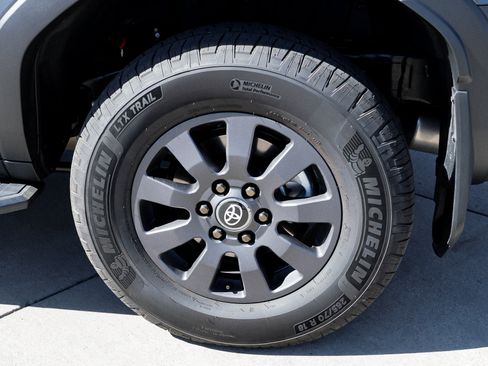 Certified 2026 Toyota Land Cruiser w/ Premium Package AWD/4WD image 13