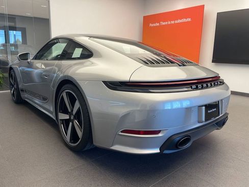 New 2026 Porsche 911 Carrera RWD image 3