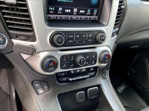 Used 2020 GMC Yukon SLT w/ Open Road Package AWD/4WD image 32