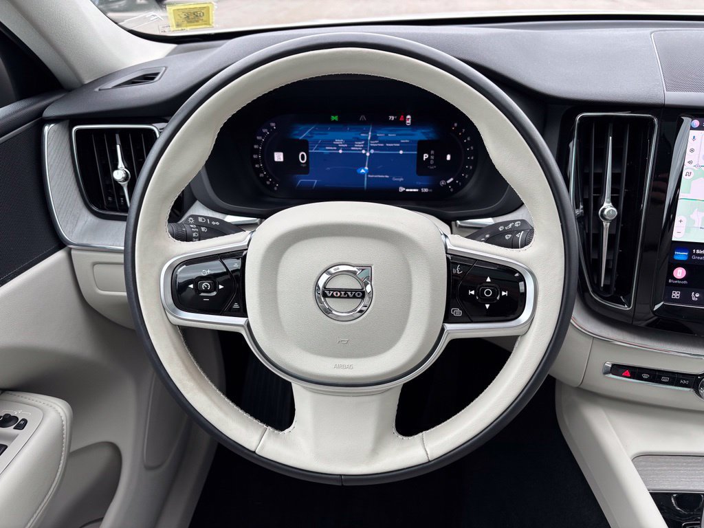 Certified 2024 Volvo XC60 B5 Plus w/ Climate Package AWD/4WD image 6