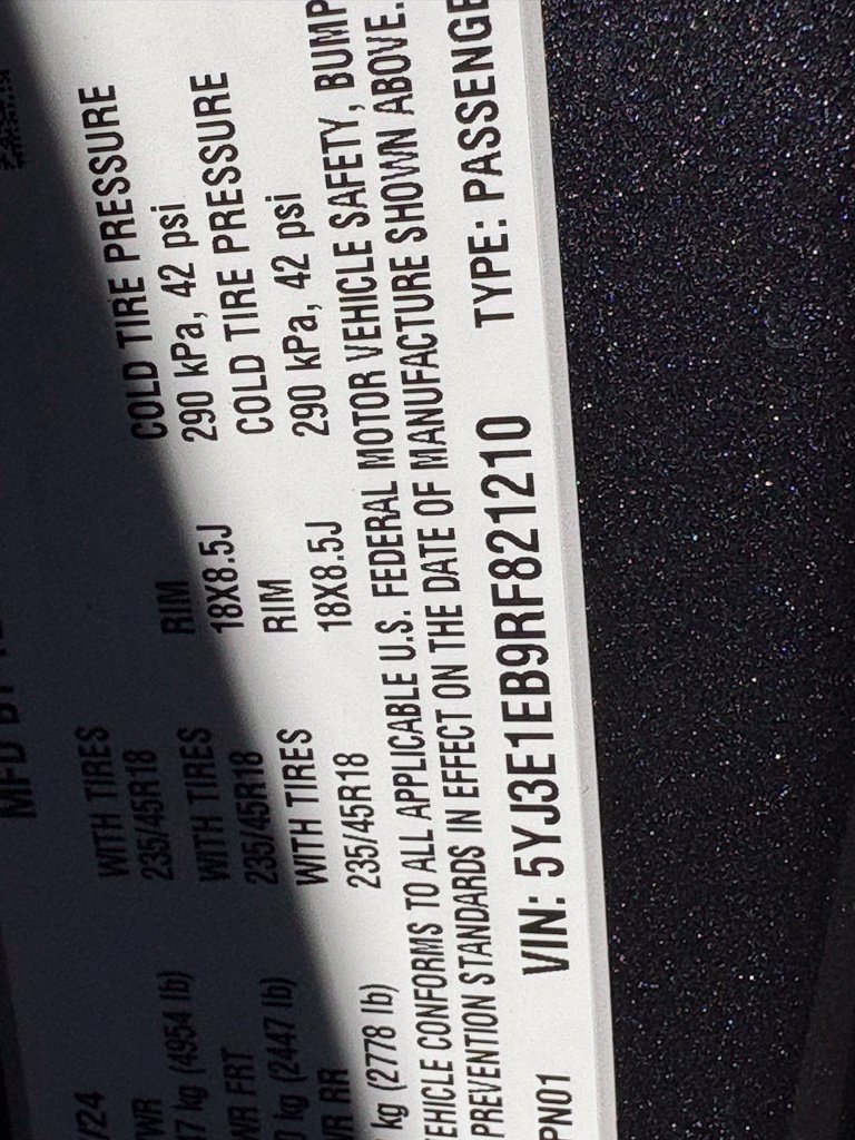 Used 2024 Tesla Model 3 Long Range AWD/4WD image 25