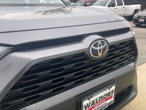 Used 2022 Toyota RAV4 XLE w/ Convenience Package image 35