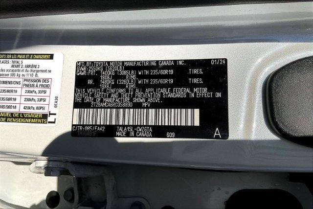 Used 2024 Lexus RX 350 Premium w/ Accessory Package (Z1) AWD/4WD image 4
