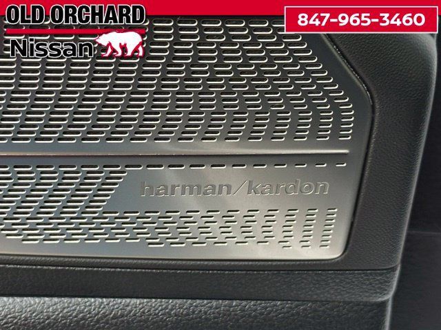 Used 2025 Hyundai Palisade Calligraphy AWD/4WD image 11