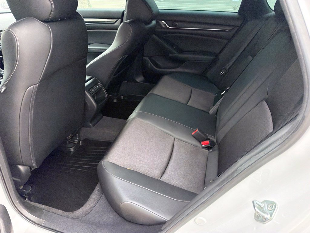 Used 2022 Honda Accord Sport image 9