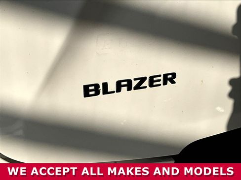 Used 2021 Chevrolet Blazer LT FWD image 22