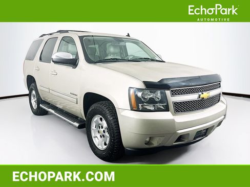 Used 2014 Chevrolet Tahoe LT w/ Luxury Package AWD/4WD image 1