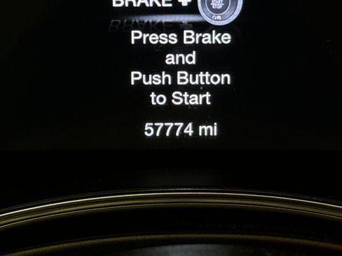 Used 2021 Jeep Grand Cherokee Laredo X AWD/4WD image 9