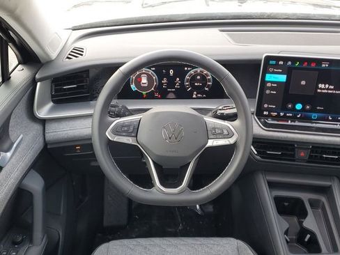New 2026 Volkswagen Tiguan S image 24
