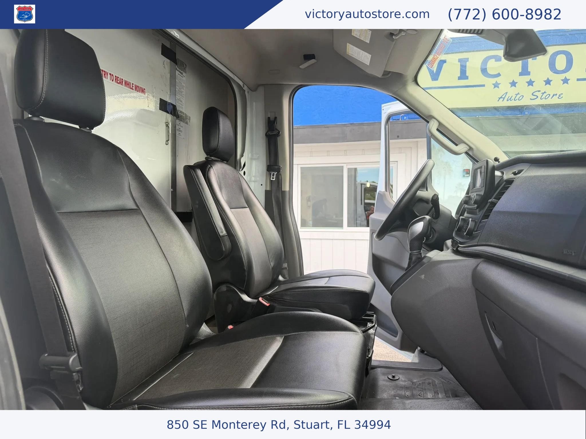 Used 2022 Ford Transit 350 DRW RWD image 6