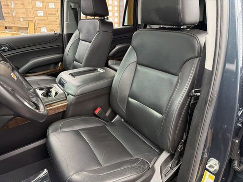 Used 2019 Chevrolet Tahoe LT image 24