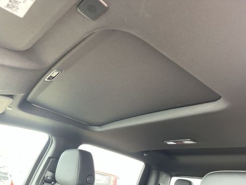 New 2026 Chevrolet Silverado 3500 High Country w/ High Country Premium Package AWD/4WD image 21