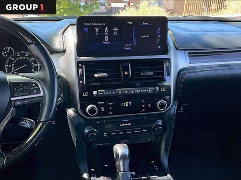 Used 2023 Lexus GX 460 Luxury w/ Sport Design Package AWD/4WD image 7