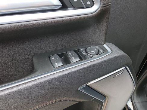 Used 2025 Chevrolet Silverado 3500 High Country w/ High Country Premium Package AWD/4WD image 24