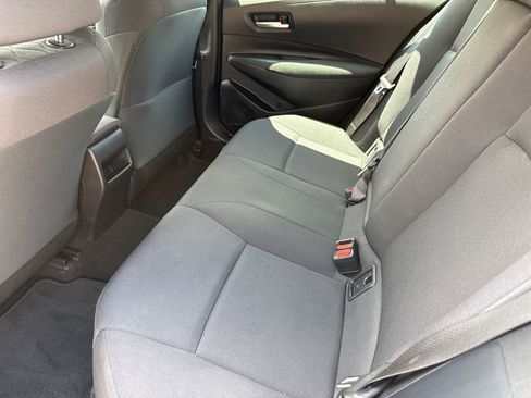 Used 2021 Toyota Corolla LE image 16
