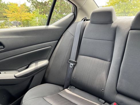 Used 2025 Nissan Altima 2.5 SV FWD image 37