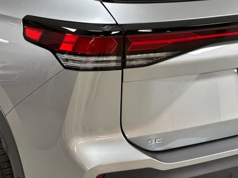 New 2026 Volkswagen Tiguan SE AWD/4WD image 25