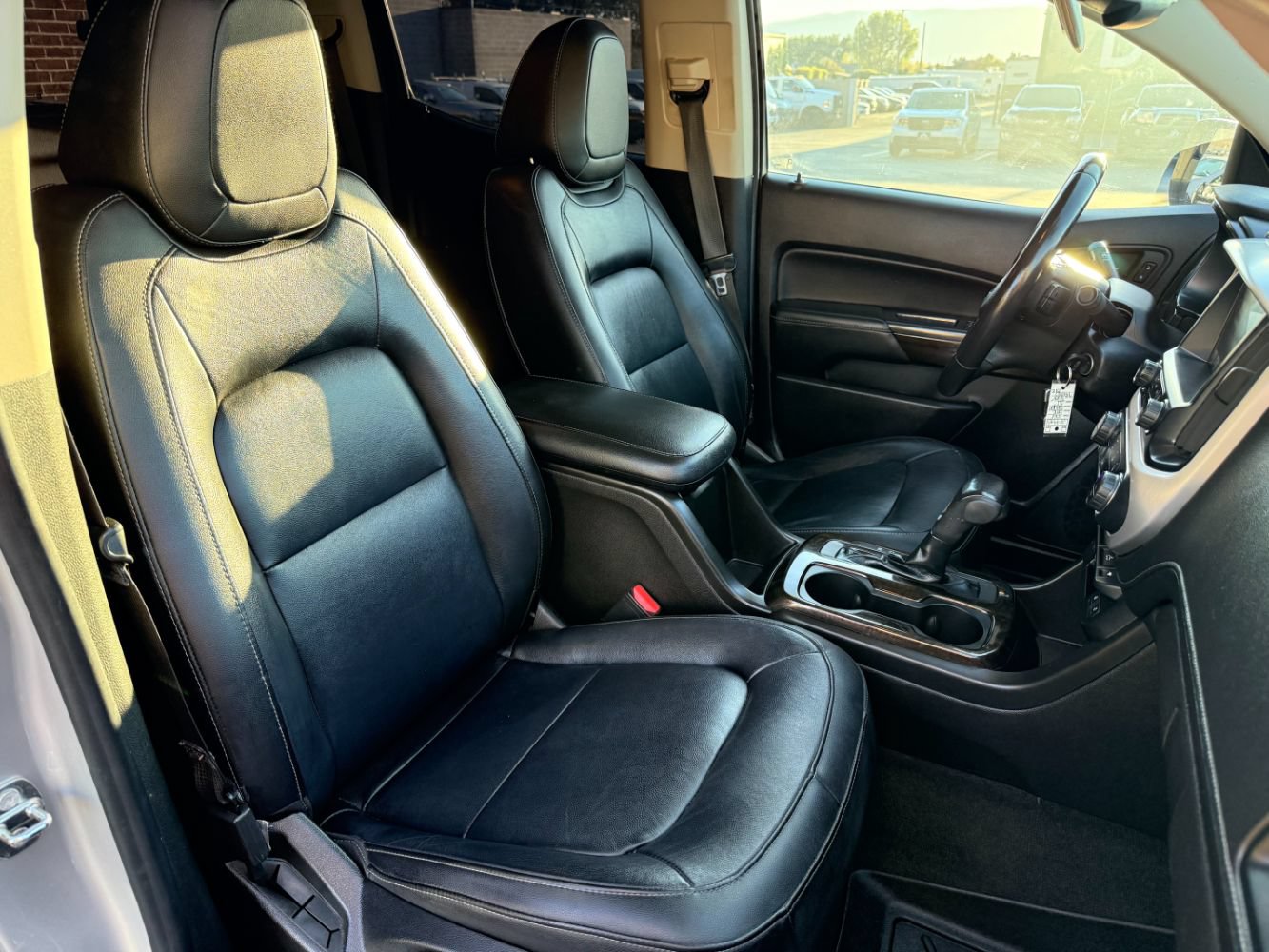 Used 2016 GMC Canyon SLT AWD/4WD image 21
