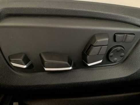 Used 2014 BMW M5 RWD image 11