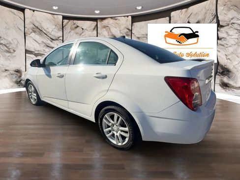 Used 2015 Chevrolet Sonic LT w/ Wheels and Fog Lamp Package FWD image 4