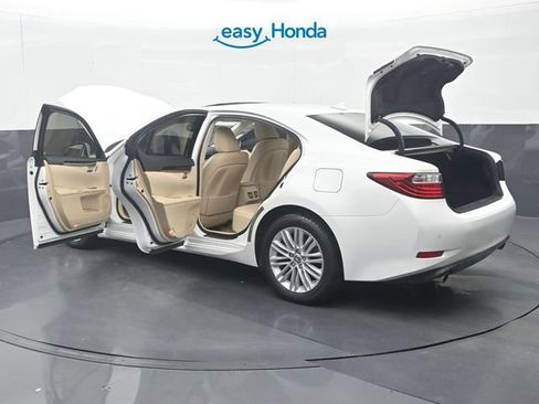 Used 2013 Lexus ES 350 w/ Luxury Pkg FWD image 38