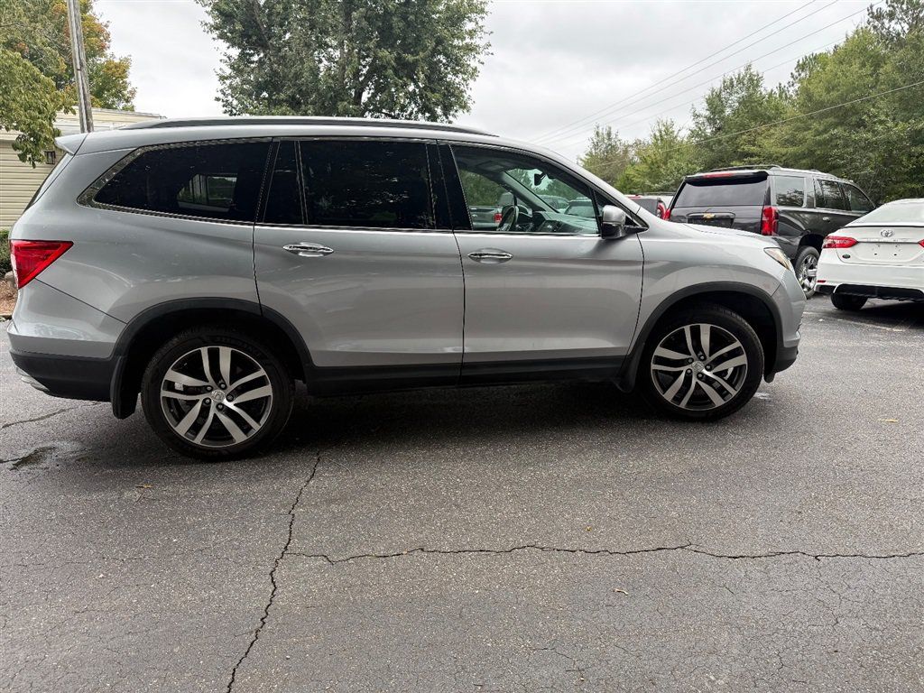 Used 2017 Honda Pilot Elite image 6