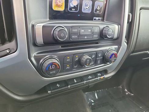 Used 2018 GMC Sierra 1500 SLE w/ SLE Value Package image 20