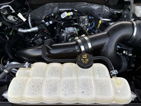 Used 2024 Ford F150 XLT w/ XLT Black Appearance Package image 10