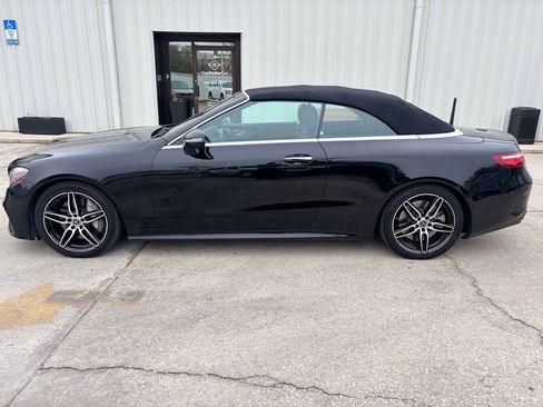 Used 2020 Mercedes-Benz E 450 Cabriolet image 2