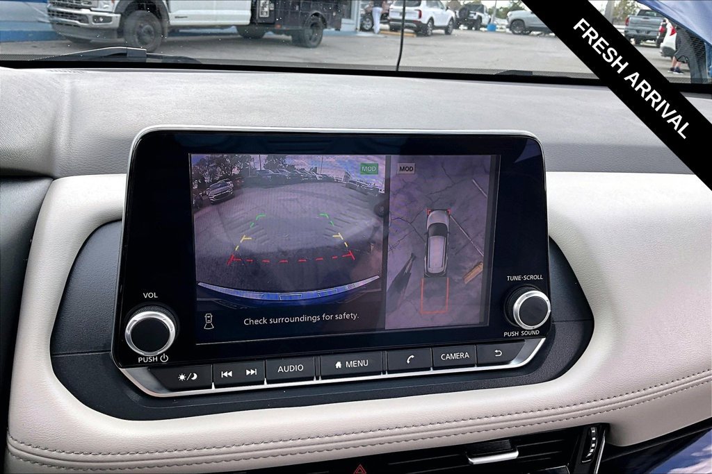Used 2022 Nissan Rogue SL FWD image 9