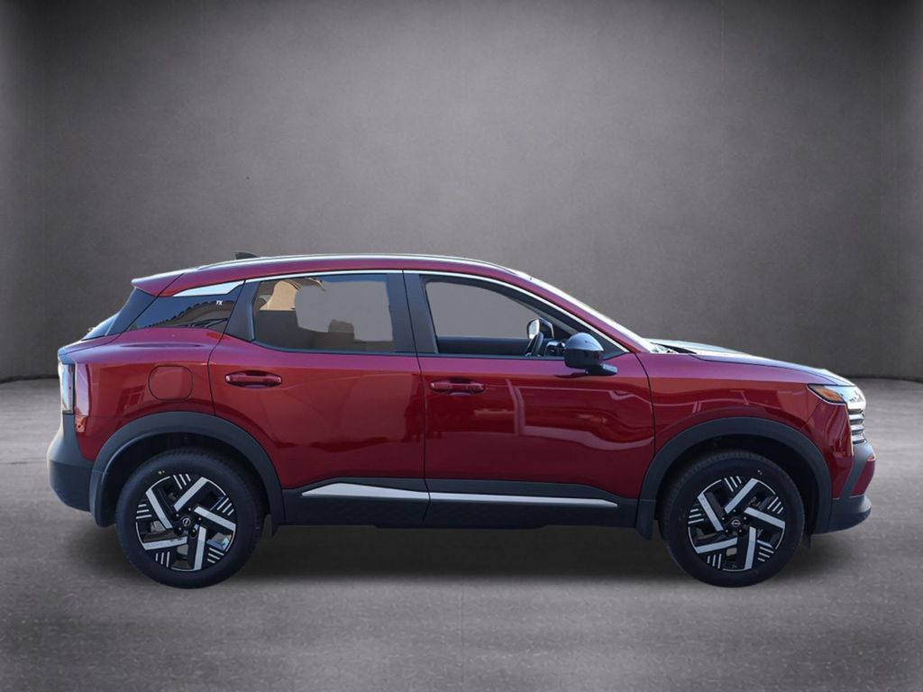 Used 2026 Nissan Kicks SV FWD image 3