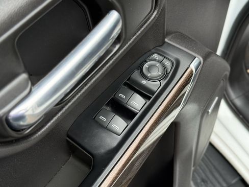 Used 2020 Chevrolet Silverado 1500 LT Trail Boss image 16