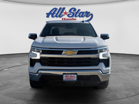 Used 2025 Chevrolet Silverado 1500 LT RWD image 2