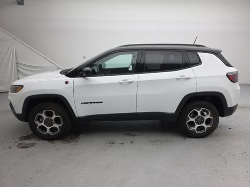 Used 2022 Jeep Compass Trailhawk w/ Trailhawk Elite Group AWD/4WD image 8