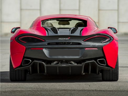 Used 2016 McLaren 570S Coupe RWD image 1