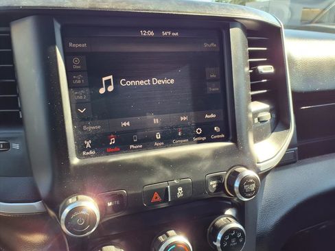 Used 2019 RAM 3500 Lone Star image 6