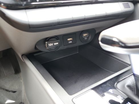 Used 2023 Hyundai Elantra SEL w/ Cargo Package FWD image 20