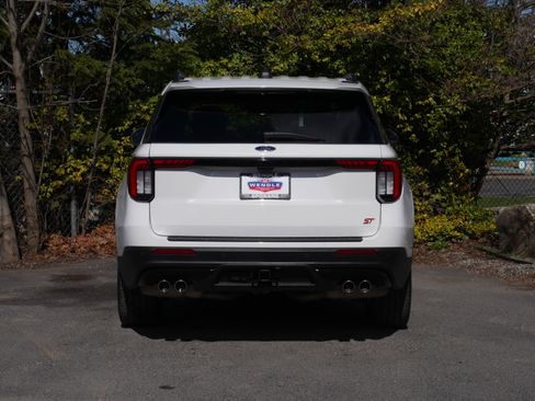 Certified 2025 Ford Explorer ST AWD/4WD image 26