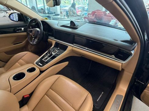 Used 2018 Porsche Panamera 4 AWD/4WD image 49