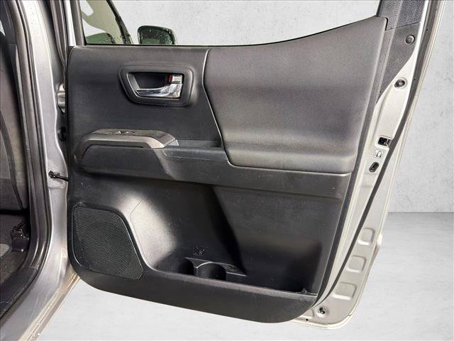 Used 2017 Toyota Tacoma TRD Off-Road w/ Tow Package RWD image 16