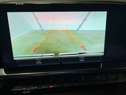 Certified 2024 GMC Sierra 1500 Elevation image 17