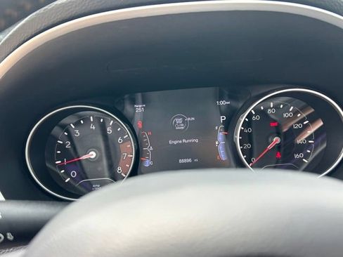 Used 2019 Jeep Compass Limited AWD/4WD image 26