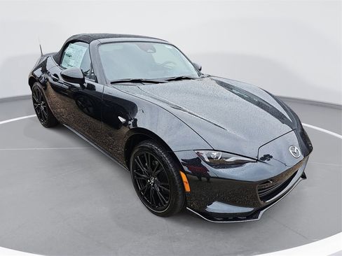 New 2025 MAZDA MX-5 Miata Club image 3