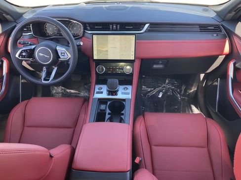 New 2025 Jaguar F-PACE R-Dynamic S image 9
