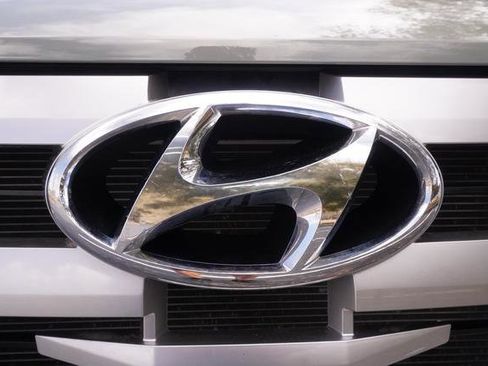 Used 2023 Hyundai Santa Cruz SE image 42